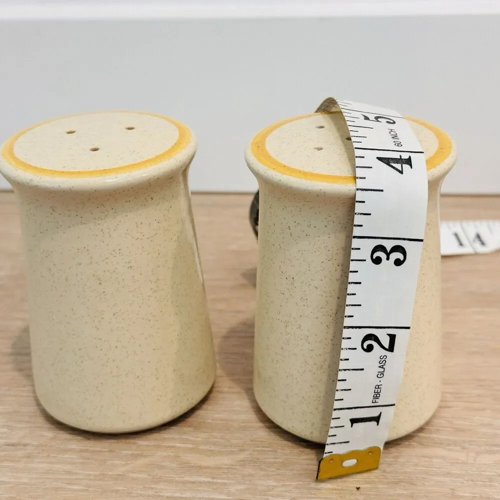 Japan Hearthside Garden Festival Stoneware Salt Pepper Shakers Vintage Speckled